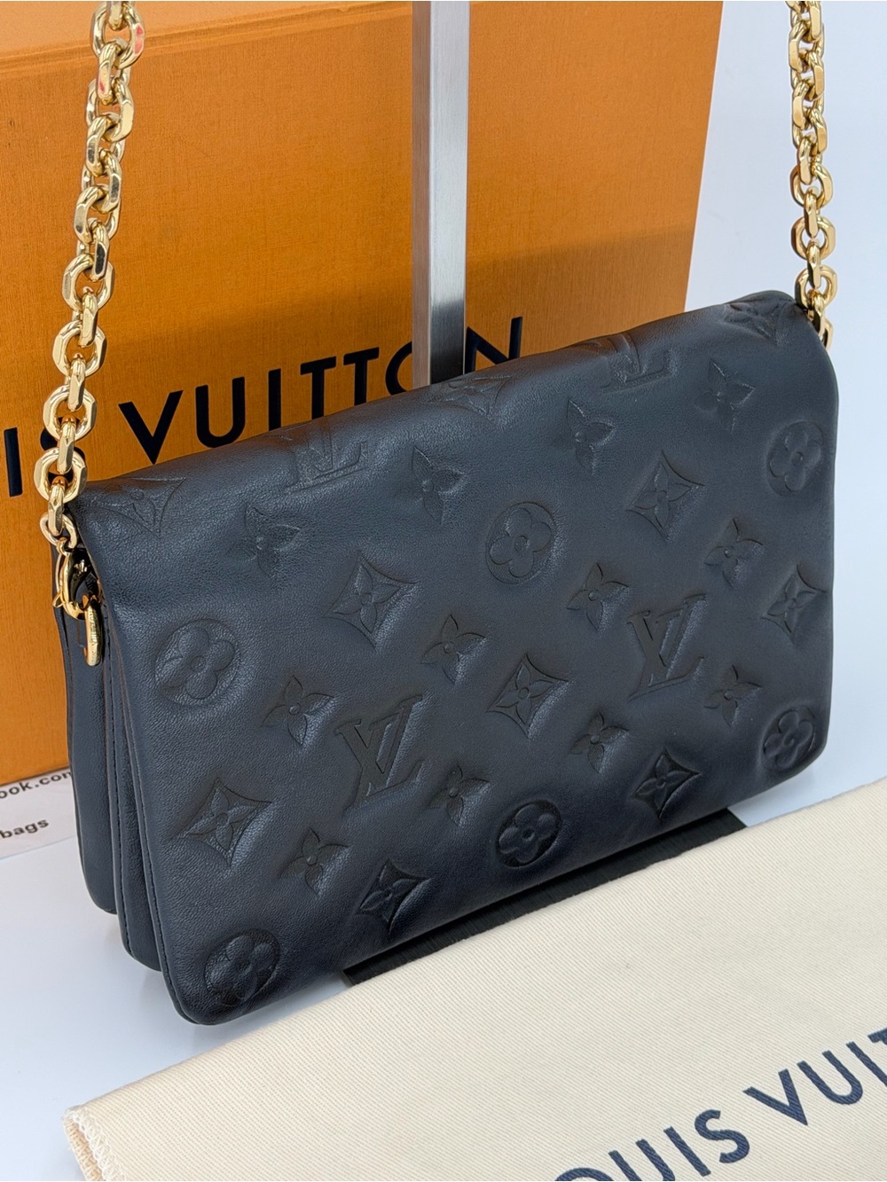 🖤Louis Vuitton Pochette Coussin Crossbody Gold Chain Strap Full Set!